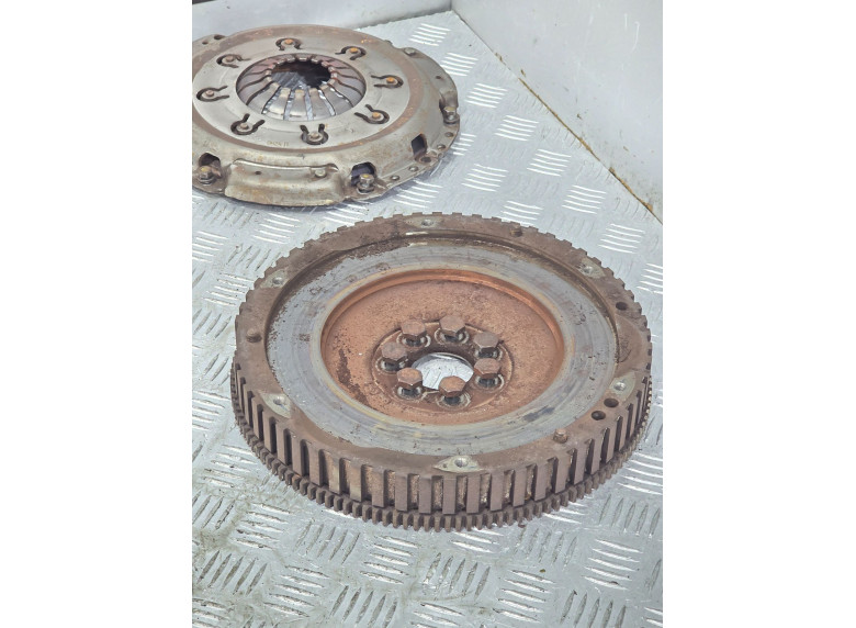 Комплект сцепления к Opel Vivaro, 2004г.