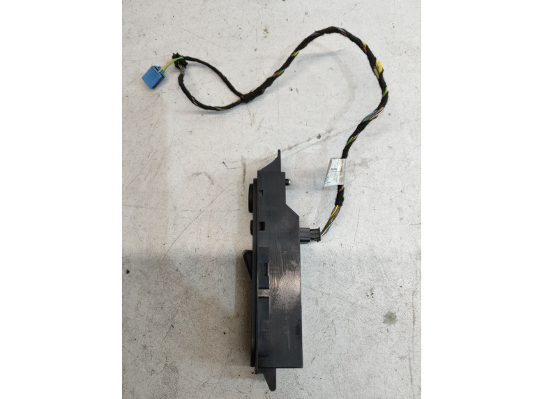 Блок управления стеклоподъемниками к Mercedes Vito W639, 2005г.
