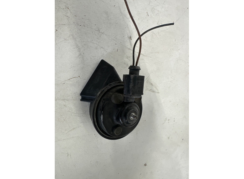 Сигнал (клаксон) к Audi A4, 2007г.