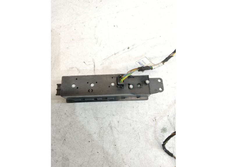 Блок управления стеклоподъемниками к Mercedes Vito W639, 2005г.