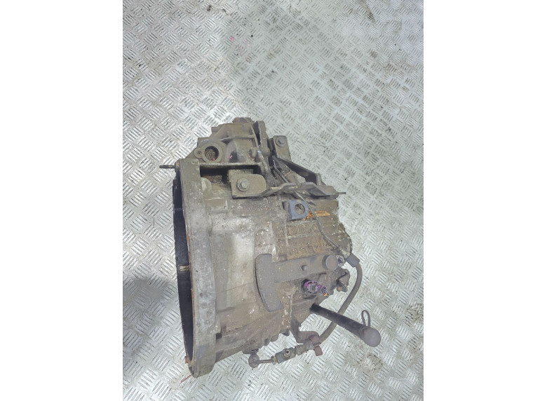 КПП механическая (МКПП) к Opel Vivaro, 2004г.