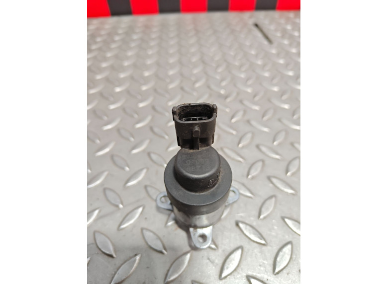 Регулятор давления топлива к Renault Master, 2005г.