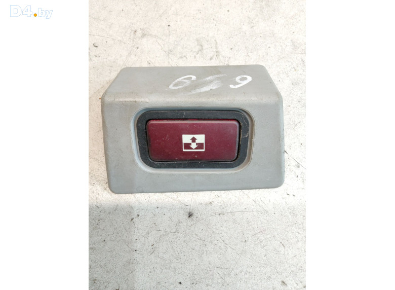 Кнопка открытия багажника к Mercedes VitoW639 2009 г.