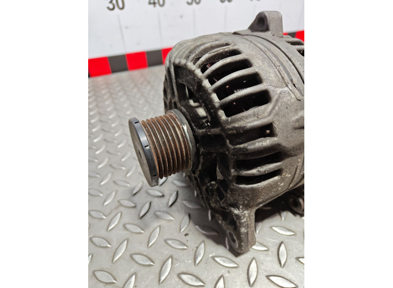 Генератор к Opel Movano, 2005г.