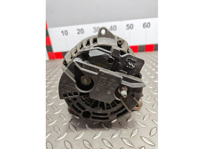 Генератор к Opel Movano, 2005г.
