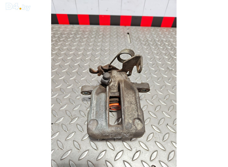 Суппорт задний левый к Audi A4 1997 г.