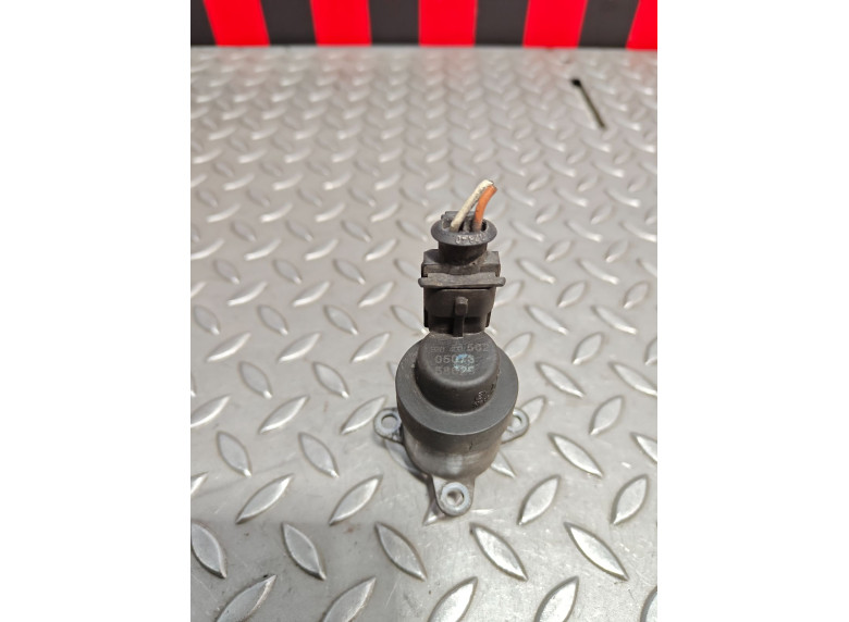 Регулятор давления топлива к Renault Laguna, 2003г.