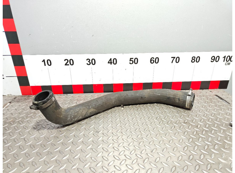 Патрубок интеркулера к Opel Vivaro, 2003г.