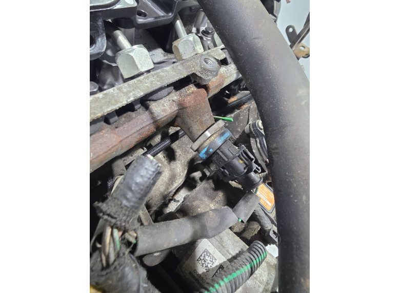 Датчик давления топлива к Renault Master, 2013г.