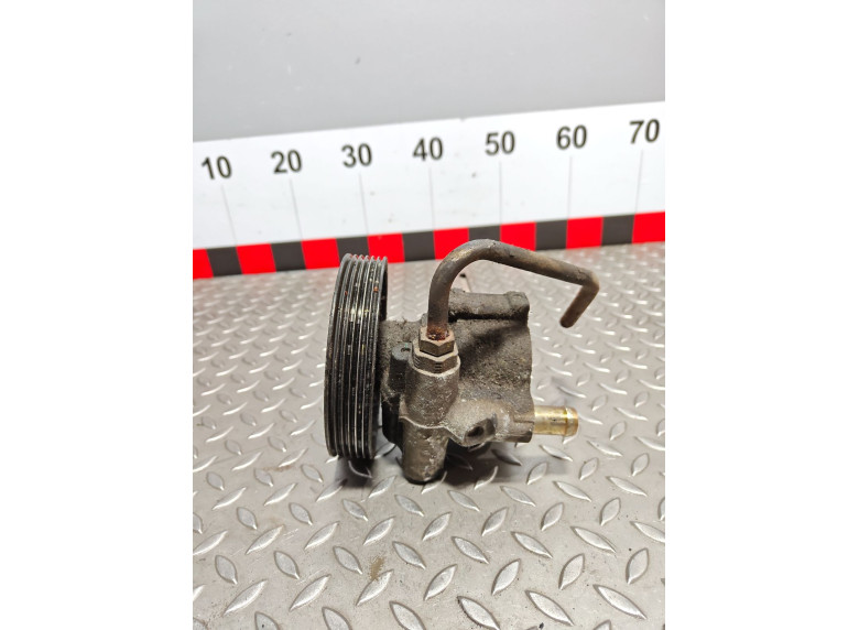 Насос гидроусилителя руля к Opel Vivaro, 2003г.