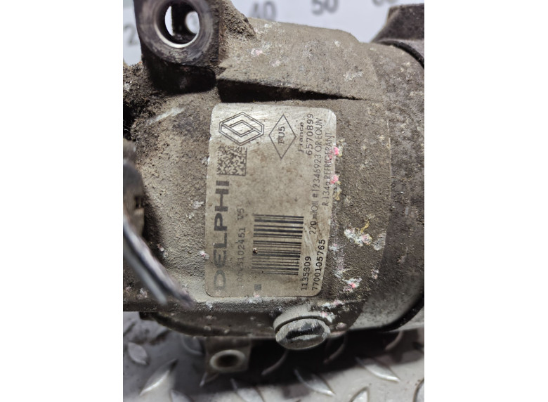 Компрессор кондиционера к Renault Trafic, 2003г.