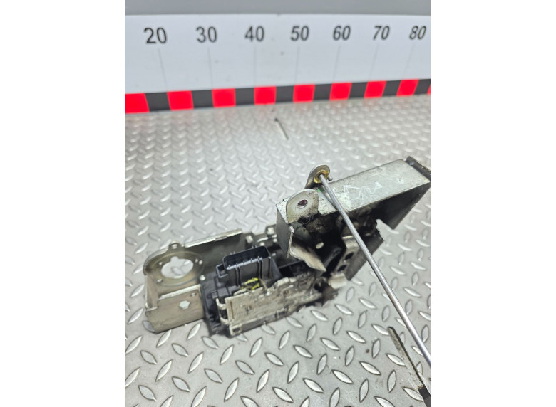 Замок двери задней правой к Ford Transit, 2006г.