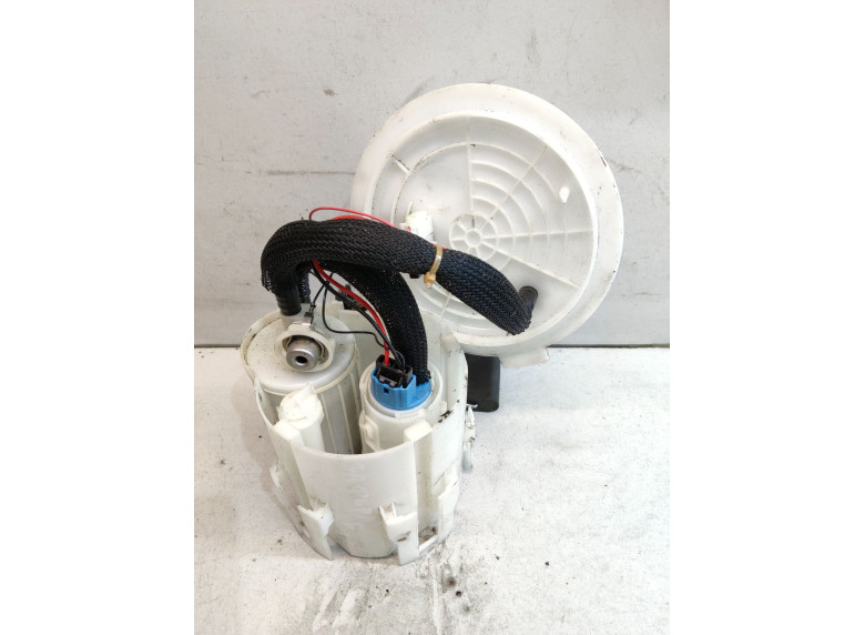 Насос топливный к Opel Zafira, 2008г.