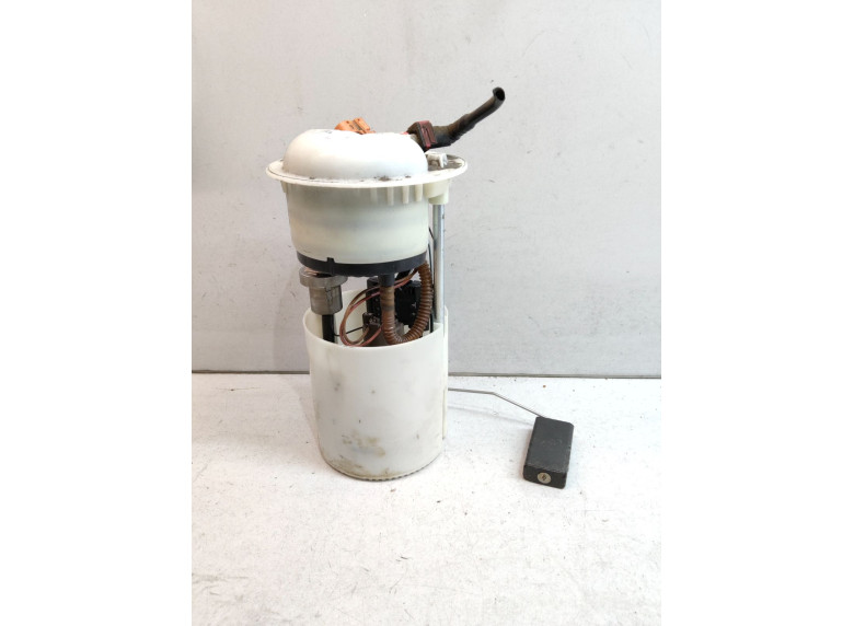 Насос топливный к Suzuki Swift, 2007г.