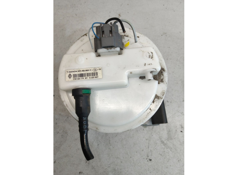 Насос топливный к Renault Logan, 2014г.