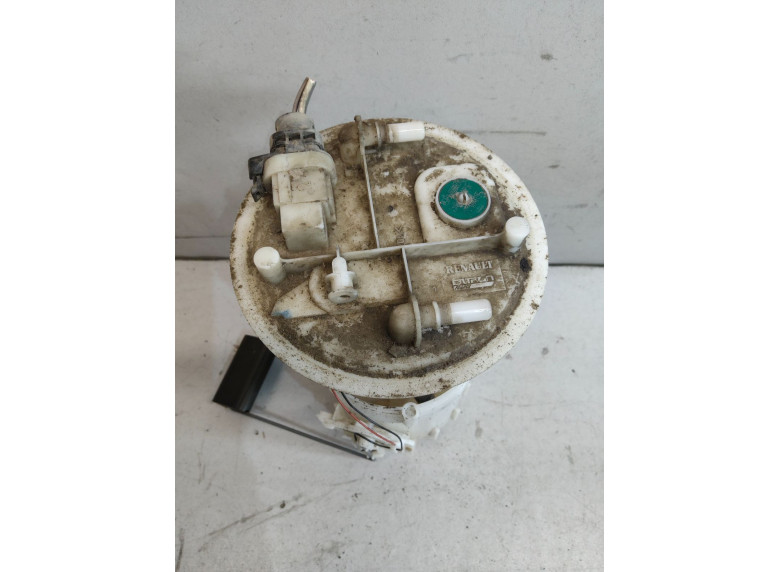 Датчик уровня топлива к Renault Trafic, 2004г.