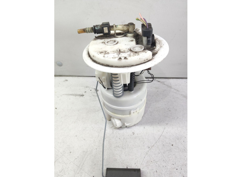 Насос топливный к Peugeot 308, 2007г.