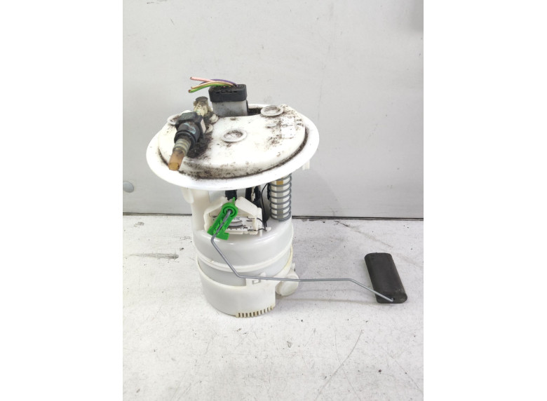 Насос топливный к Peugeot 308, 2007г.