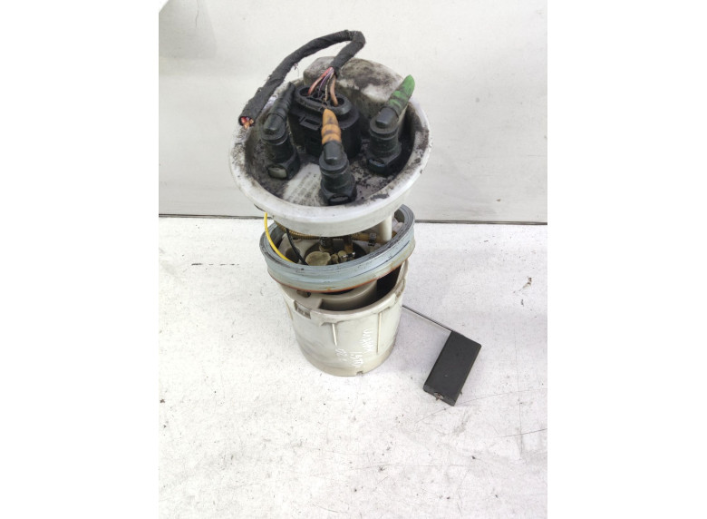 Насос топливный к Volkswagen Sharan, 2002г.