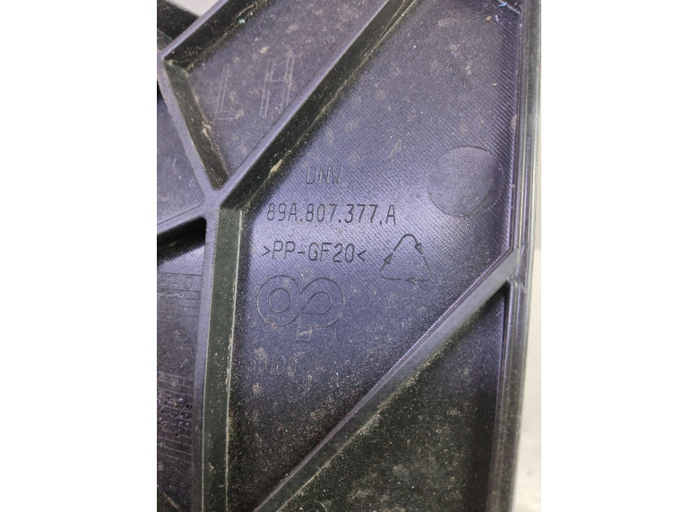 Кронштейн крепления бампера к Audi Q4 E-tron, 2024г.