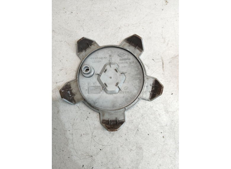 Колпачок литого диска к Renault Megane, 2005г.