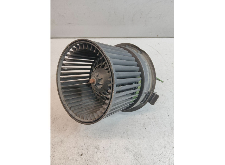 Моторчик печки к Dacia Logan, 2014г.