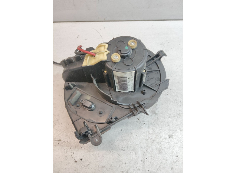 Моторчик печки к Citroen Jumpy, 2010г.