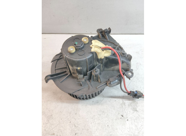 Моторчик печки к Citroen Jumpy, 2010г.