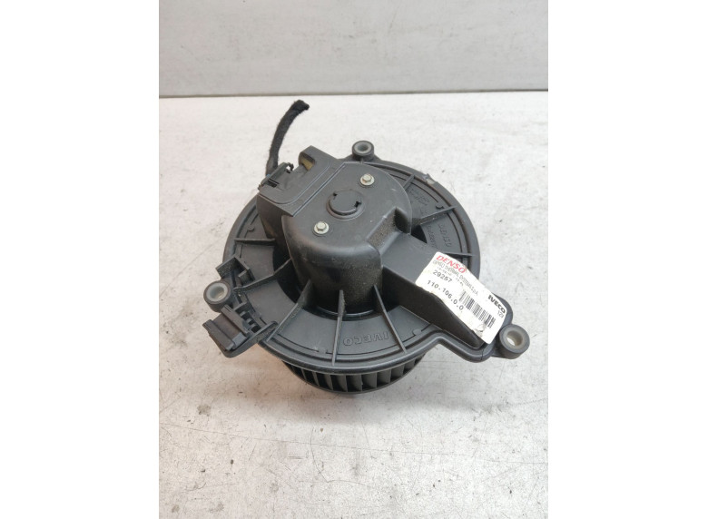 Моторчик печки к Iveco Daily, 2010г.