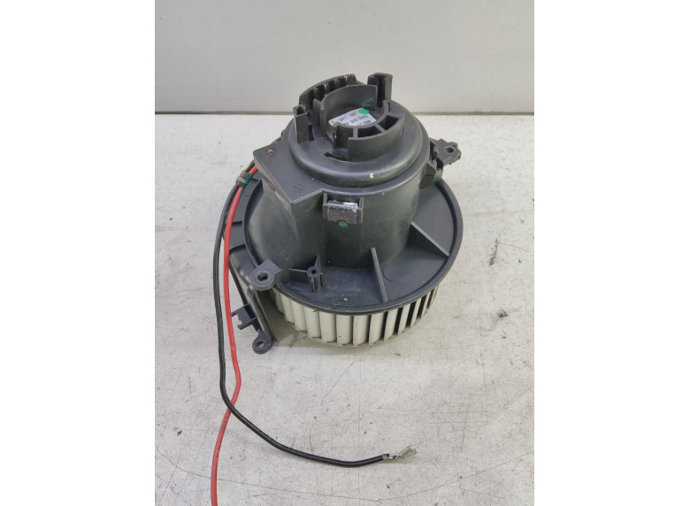 Моторчик печки к Opel Astra, 2008г.