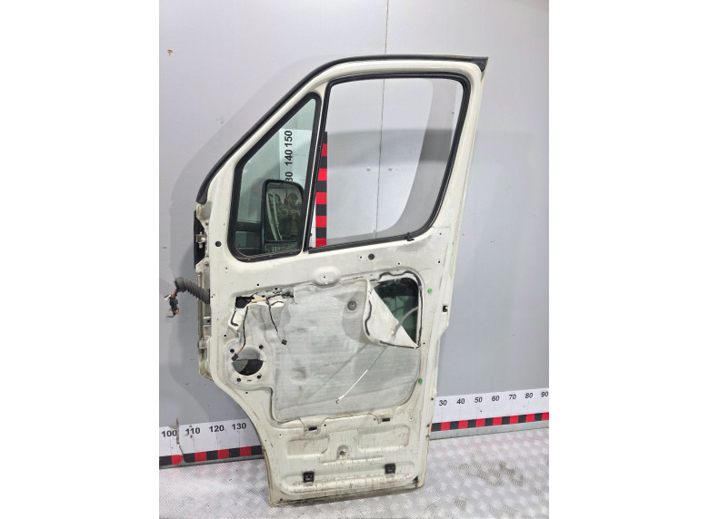 Дверь передняя правая к Volkswagen Crafter, 2008г.