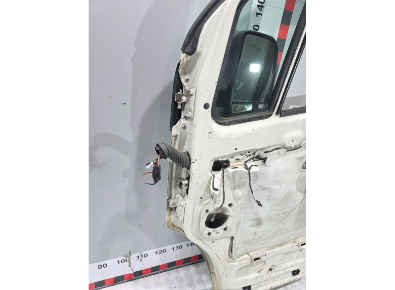 Дверь передняя правая к Volkswagen Crafter, 2008г.