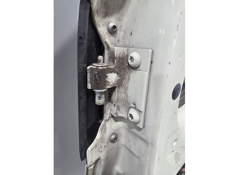 Петля двери передней правой к Volkswagen Crafter, 2008г.