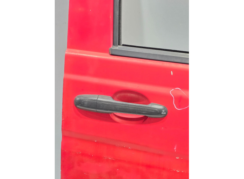 Ручка наружная передняя правая к Mercedes Vito W639, 2006г.