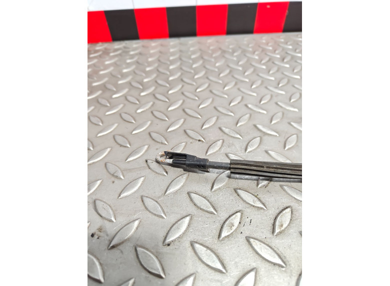 Трос двери передней к Volkswagen Passat, 2000г.