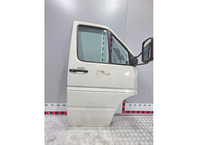 Замок двери передней правой к Volkswagen LT, 2003г.