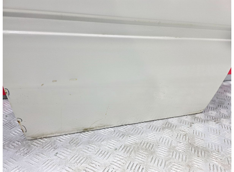 Дверь передняя правая к Mercedes Sprinter, 2003г.