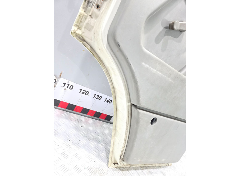 Дверь передняя правая к Mercedes Sprinter, 2003г.