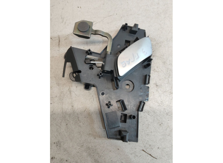 Ручка внутренняя задняя правая к Citroen C5, 2001г.