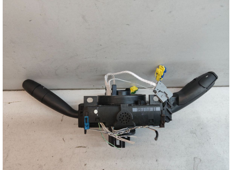 Переключатель подрулевой (стрекоза) к Citroen C5, 2001г.