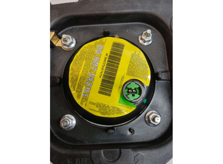 Подушка безопасности водителя к Opel Astra, 2004г.