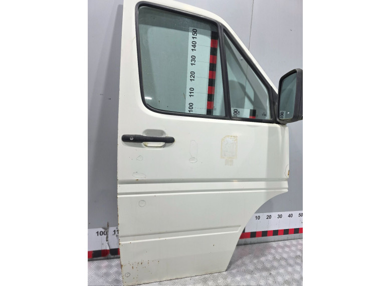 Ручка наружная передняя правая к Volkswagen LT, 2001г.