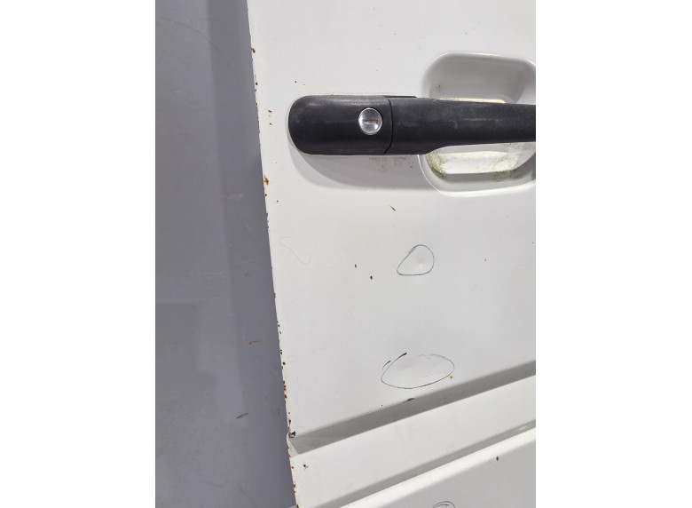 Дверь передняя правая к Volkswagen LT, 2001г.