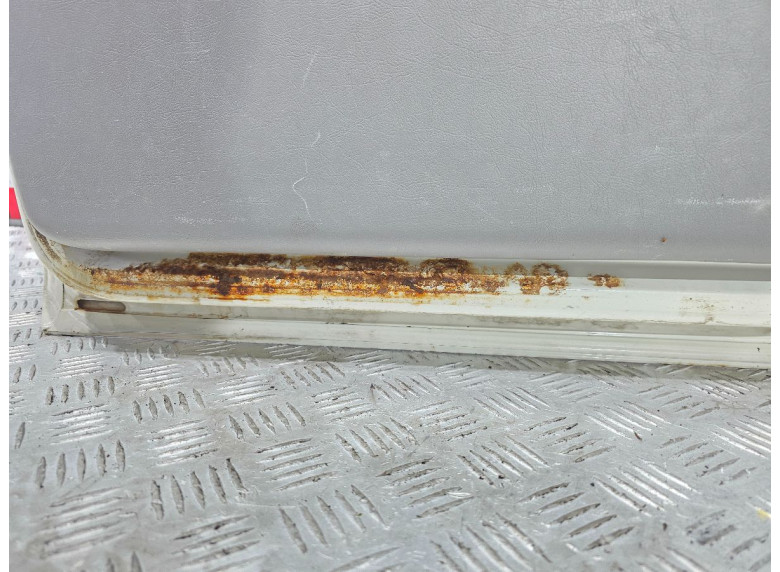 Дверь передняя правая к Volkswagen LT, 2001г.