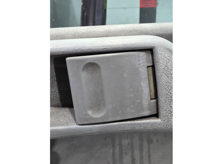 Ручка внутренняя передняя правая к Volkswagen LT, 2001г.