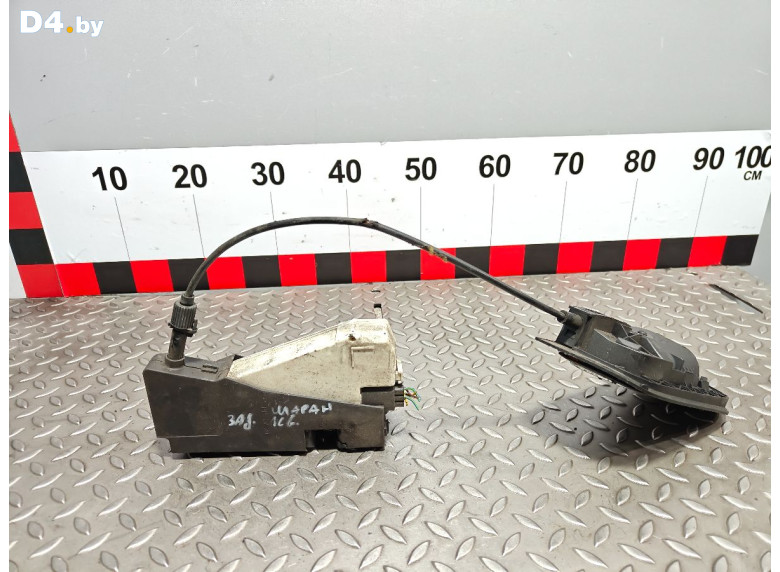 Замок двери задней левой к Volkswagen Sharan 2003 г.