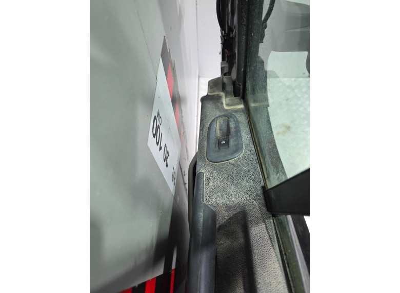 Стеклоподъемник электрический передний правый к Renault Master, 2013г.