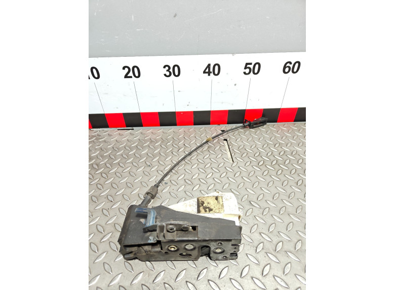 Замок двери задней правой к Seat Alhambra, 2003г.