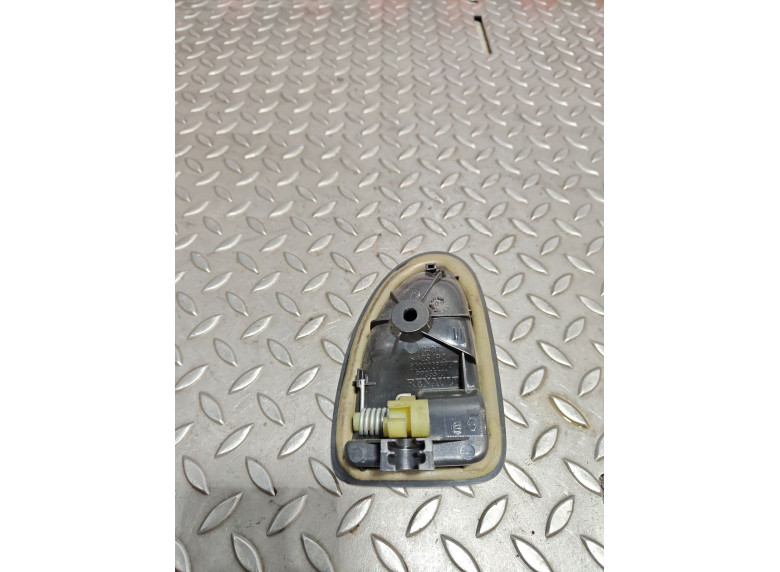 Ручка внутренняя передняя правая к Opel Vivaro, 2006г.