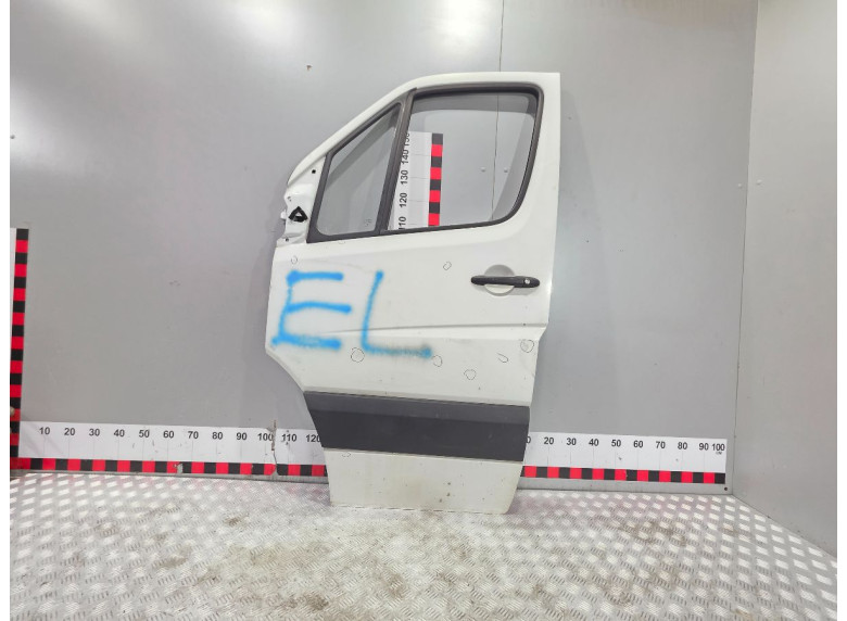 Дверь передняя левая к Mercedes Sprinter, 2010г.